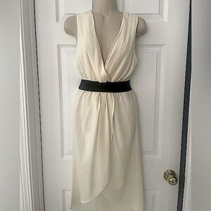 Off White Dress Size Medium NWOT